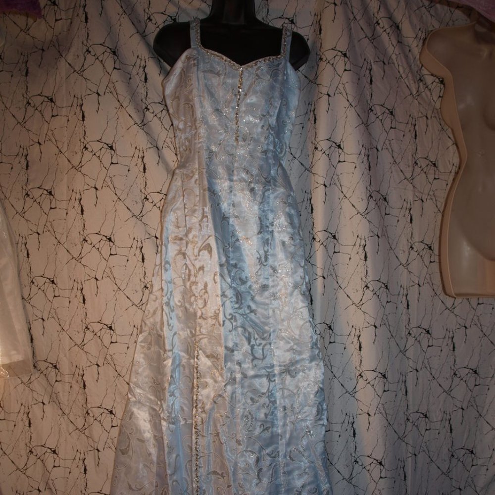 LT. BLUE HANDMADE Long DRESS W/Silver Detail Front Slit Key Hole Back SIZE 5-7